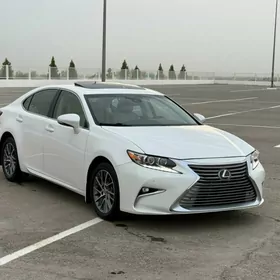 Lexus ES 350 2016