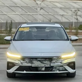 Hyundai Elantra 2025