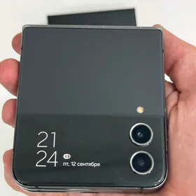 Samsung Z Flip4 8/128 TP