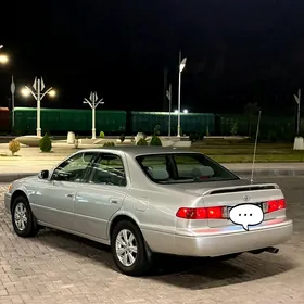 Toyota Camry 2000