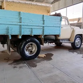 Gaz 52 1982
