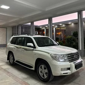 Toyota Land Cruiser 2010