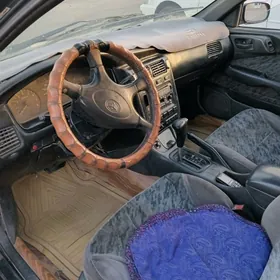Toyota Corona 1995
