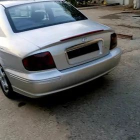 Hyundai Sonata 2003