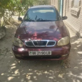 Daewoo Lanos 1999