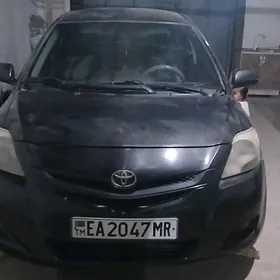 Toyota Yaris 2009