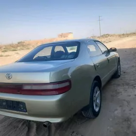 Toyota Corona 1986