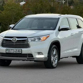 Toyota Highlander 2016