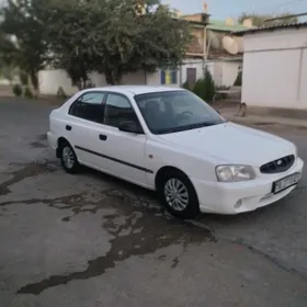 Hyundai Accent 2002