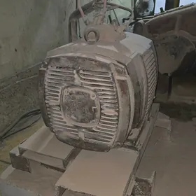 электродвигатель