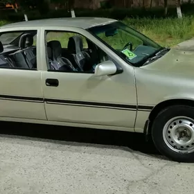 Opel Vectra 1990