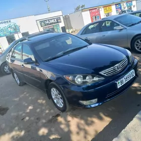 Toyota Camry 2005