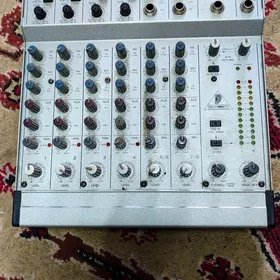 Behringer pult 8 kanal