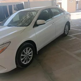 Toyota Camry 2016