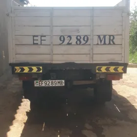 UAZ 452 1986