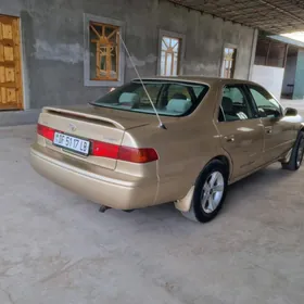 Toyota Camry 1998