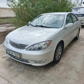 Toyota Camry 2005