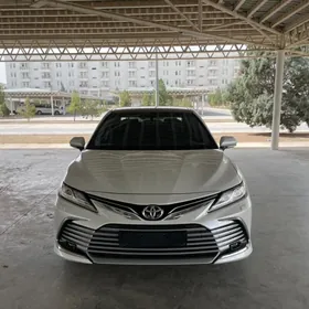Toyota Camry 2022