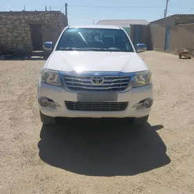 Toyota Hilux 2014