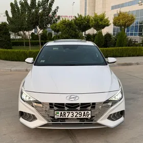 Hyundai Elantra 2023