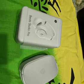 Beats Studio Pro