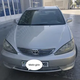 Toyota Camry 2004