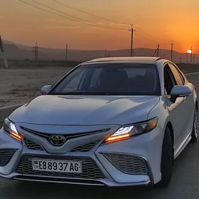 Toyota Camry 2020