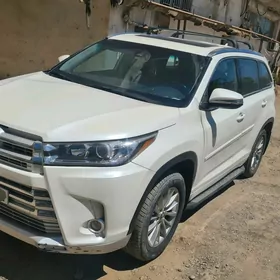 Toyota Highlander 2017