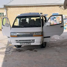 Toyota Hiace 1992