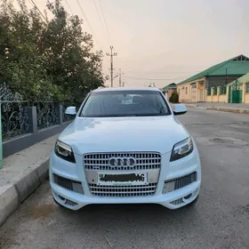 Audi Q7 2015
