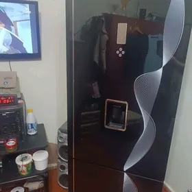холодильник Vestel