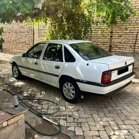 Opel Vectra 1990