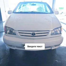 Toyota Sienna 2002