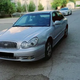 Hyundai Elantra 2003