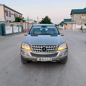 Mercedes-Benz ML350 2008