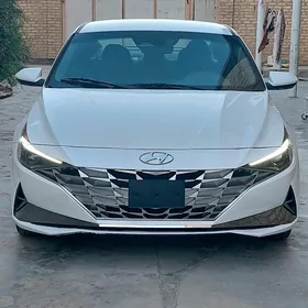 Hyundai Elantra 2021