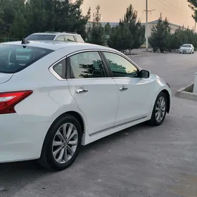 Nissan Altima 2017