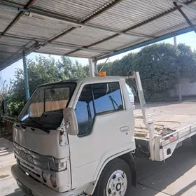 Toyota Dyna 1995