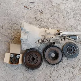 BMW каропка Е 39