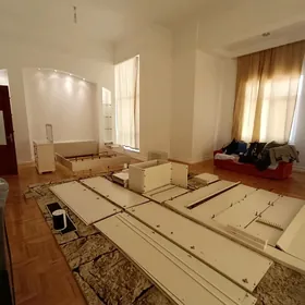 3 kom, 1 etaż, eýesi