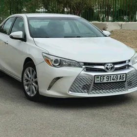 Toyota Camry 2015