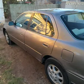 Toyota Camry 1995
