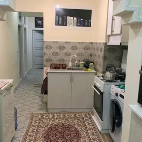 SATLYK GOWDAN B YUBILEYNI 3KOM