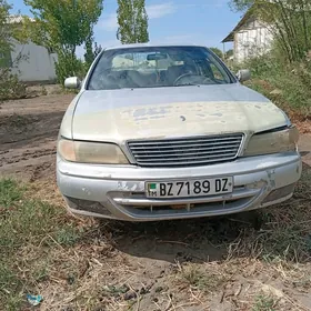 Nissan Cefiro 1995