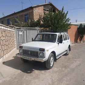 Lada Niva 2002