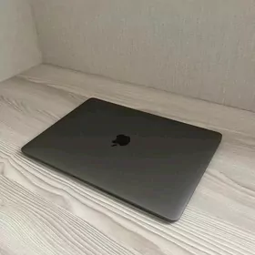 Macbook Air M1 8/256gb
