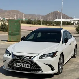 Lexus ES 350 2019