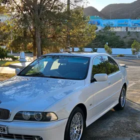 BMW E39 2003