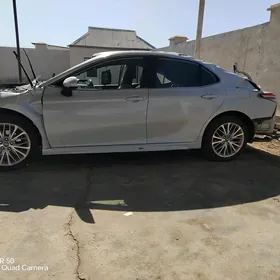 Toyota Camry 2020