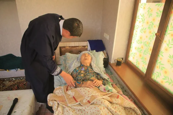 130-летняя жительница Узбекистана претендует на звание самого пожилого человека в мире